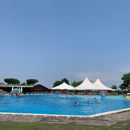 By Interhome Nyaraló